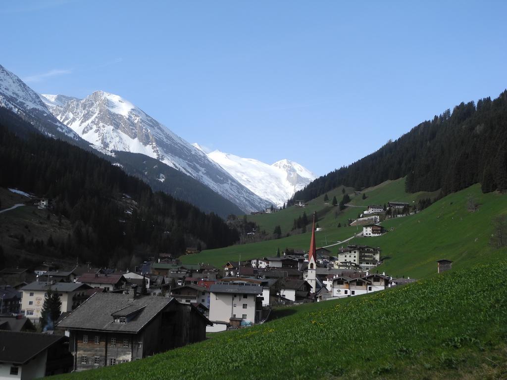Gaestehaus Alpenland Тукс Екстериор снимка